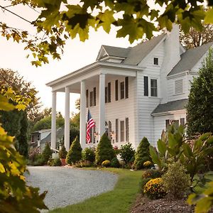 Arrowhead Inn